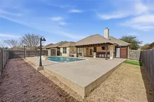 9912 Houston Dr, Waco, TX 76712 - Photo 24