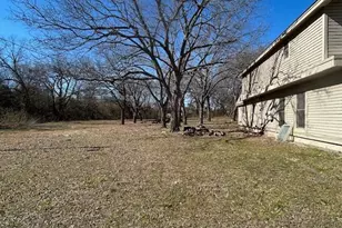 214 Whispering Oaks St, Whitewright, TX 75491 - Photo 32