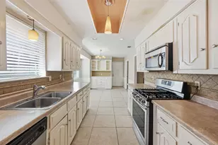 3764 Kiest Valley Pkwy, Dallas, TX 75233 - Photo 10