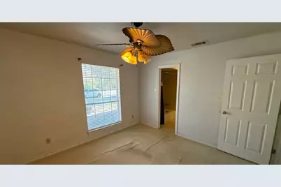 3764 Kiest Valley Parkway, Dallas, TX 75233 - Photo 18