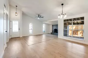 3114 Windsor Rd, Carrollton, TX 75007 - Photo 4