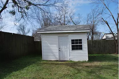 2604 W Johnson Street, Denison, TX 75020 - Photo 32