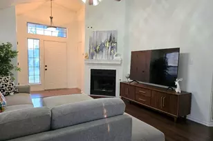 2081 Stillwater Pl, Lewisville, TX 75067 - Photo 4