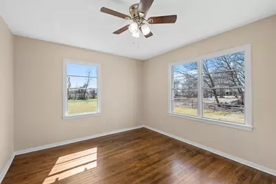 338 Lockwood Lane, Waco, TX 76706 - Photo 12