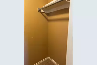 2105 W Pearl Street, Granbury, TX 76048 - Photo 12