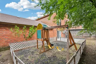 1610 Brentwood Dr, Irving, TX 75061 - Photo 26