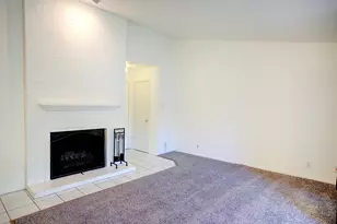 1109 Calico Ln, Arlington, TX 76011 - Photo 4