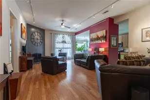 1036 Wagon Trail Dr, Little Elm, TX 75068 - Photo 6