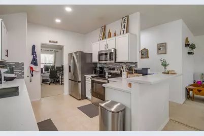 1911 Castaway Drive, Dallas, TX 75051 - Photo 10