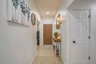 1911 Castaway Dr, Dallas, TX 75051 - Photo 4