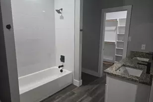 1350 Wyatt St, Waxahachie, TX 75165 - Photo 14