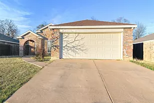 4545 Forest Glen Dr, Fort Worth, TX 76119 - Photo 2