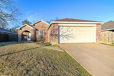 4545 Forest Glen Drive, Fort Worth, TX 76119 - Photo 1
