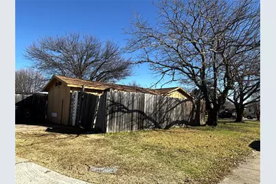 901 Meadow Mead Drive, Allen, TX 75002 - Photo 10