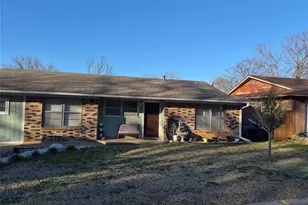 1737 W Parnell St, Denison, TX 75020 - Photo 1