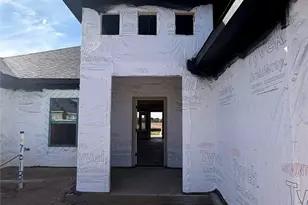 7018 Breezeway Dr, Abilene, TX 79606 - Photo 2