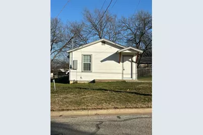 418 Hallvale Drive, Fort Worth, TX 76108 - Photo 2