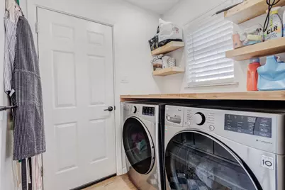 404 Mountainview Drive, Hurst, TX 76054 - Photo 6