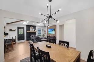 404 Mountainview Dr, Hurst, TX 76054 - Photo 2