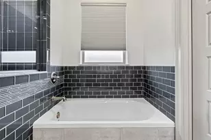 3818 W 7th St, Fort Worth, TX 76107 - Photo 18