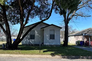 415 Hallvale Dr, Fort Worth, TX 76108 - Photo 1