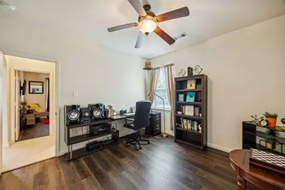 525 Meadow Springs Drive, Glenn Heights, TX 75154 - Photo 20