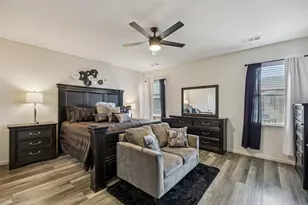 525 Meadow Springs Dr, Glenn Heights, TX 75154 - Photo 10