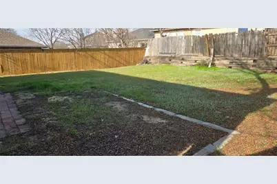 5948 Wisdom Creek Drive, Dallas, TX 75249 - Photo 14