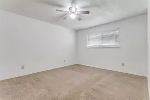 2121 Stone Moss Ln, Grapevine, TX 76051 - Photo 8