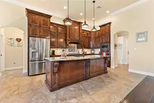 10701 Francis Dr, Waco, TX 76712 - Photo 10