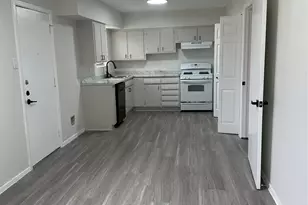 1310 Summit St, Mesquite, TX 75149 - Photo 2