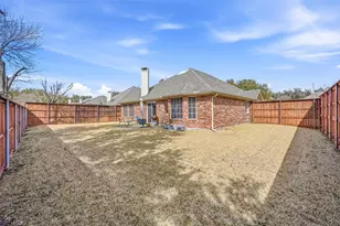 10119 Andre Dr, Irving, TX 75063 - Photo 20