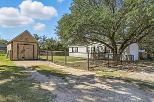 1839 Boot Hill Rd, Granbury, TX 76049 - Photo 24