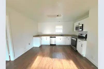 1000 S Andrea Drive, Mabank, TX 75147 - Photo 8