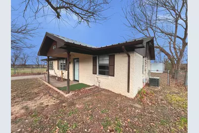 1000 S Andrea Drive, Mabank, TX 75147 - Photo 2