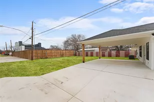 2434 Iroquois St, Dallas, TX 75212 - Photo 36