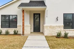 2434 Iroquois St, Dallas, TX 75212 - Photo 8