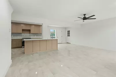 1934 Creek Wood Court, Irving, TX 75060 - Photo 2