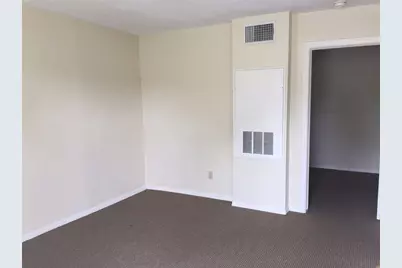 4429 Wayside Avenue #101, Fort Worth, TX 76115 - Photo 2