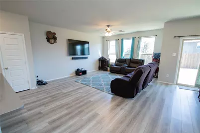 7800 Gangway Drive, Fort Worth, TX 76179 - Photo 4