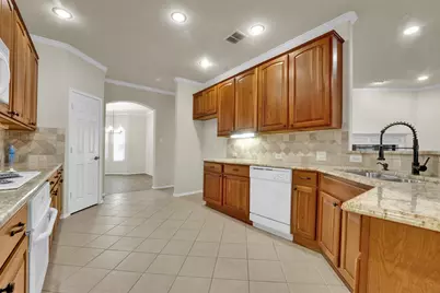 8327 Robertson Drive, Frisco, TX 75036 - Photo 8