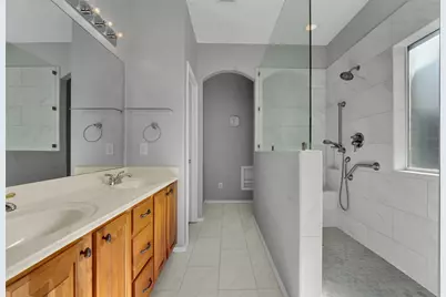 8327 Robertson Drive, Frisco, TX 75036 - Photo 16