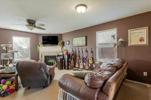 1606 Withers Way, Krum, TX 76249 - Photo 30