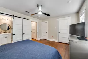 1113 Carlock St, Fort Worth, TX 76110 - Photo 32