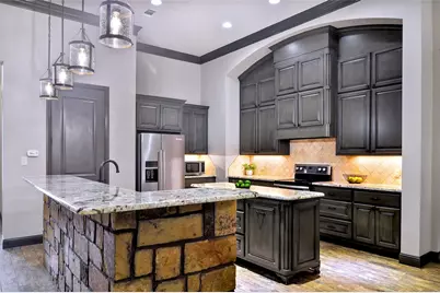 4620 Stoney Creek Court, Granbury, TX 76049 - Photo 8