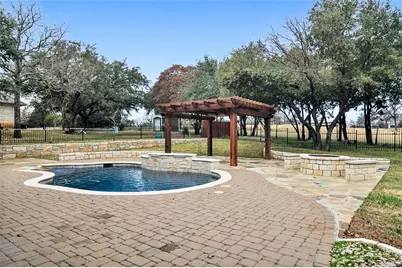 4620 Stoney Creek Court, Granbury, TX 76049 - Photo 34