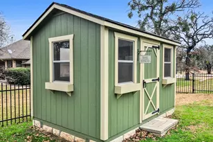 4620 Stoney Creek Ct, Granbury, TX 76049 - Photo 38