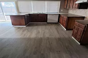 9724 White Ash Rd, Dallas, TX 75249 - Photo 4