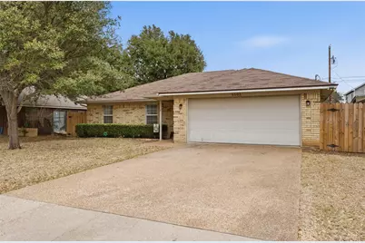 6605 Emerald Drive, Waco, TX 76708 - Photo 2