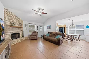 6605 Emerald Dr, Waco, TX 76708 - Photo 6